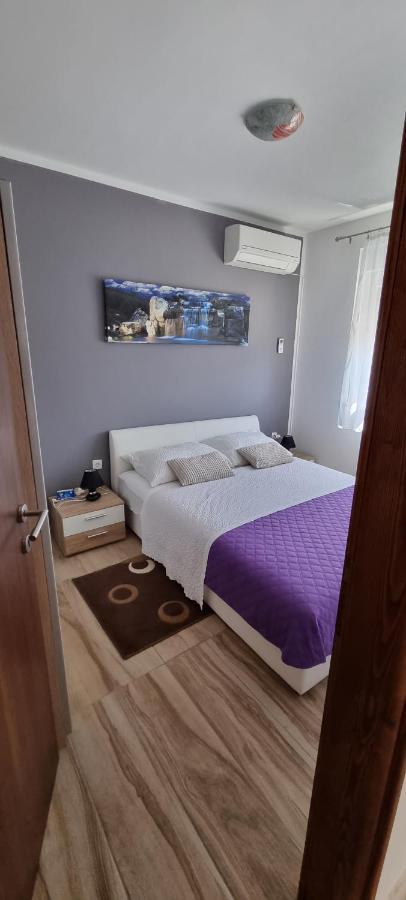 Apartments Adriana Bilice Exterior photo