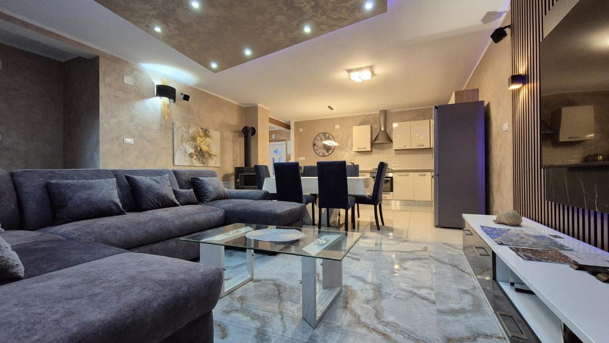 Apartments Adriana Bilice Exterior photo